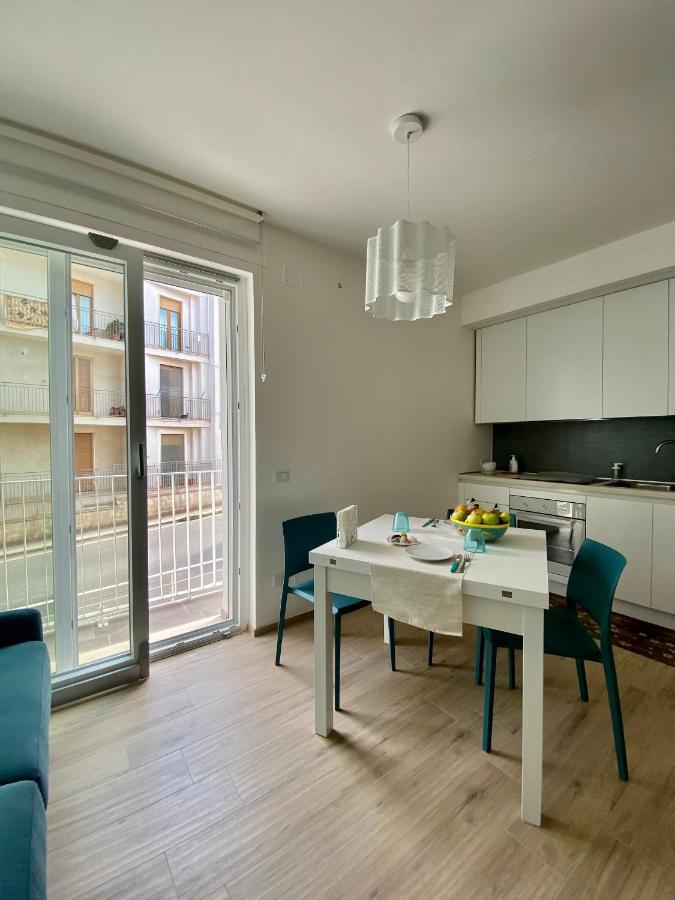 Aura Marina Casa Vacanze 폴리나노 아마레 외부 사진